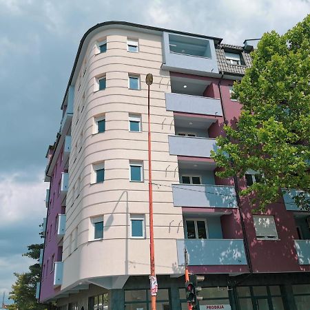 Cozy Corner Apartments - Free Parking & Wi-Fi Ćuprija Exteriér fotografie
