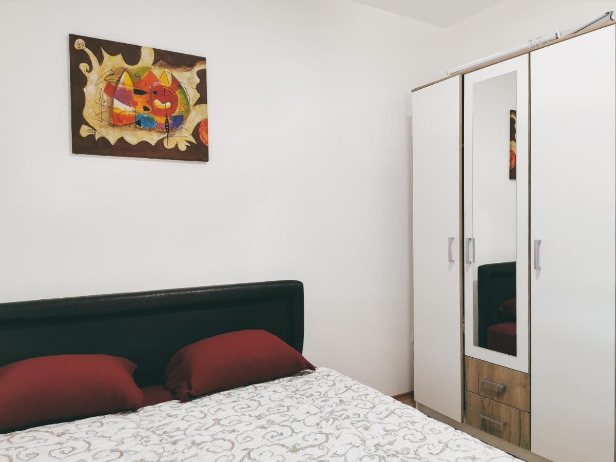 Cozy Corner Apartments - Free Parking & Wi-Fi Ćuprija Exteriér fotografie
