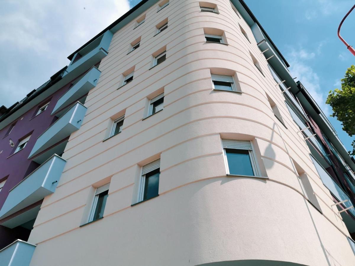 Cozy Corner Apartments - Free Parking & Wi-Fi Ćuprija Exteriér fotografie