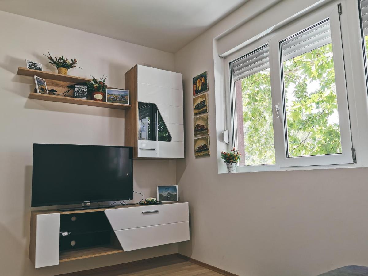 Cozy Corner Apartments - Free Parking & Wi-Fi Ćuprija Exteriér fotografie
