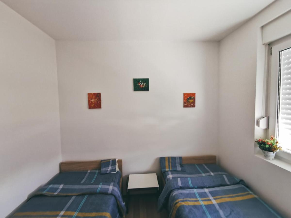 Cozy Corner Apartments - Free Parking & Wi-Fi Ćuprija Exteriér fotografie