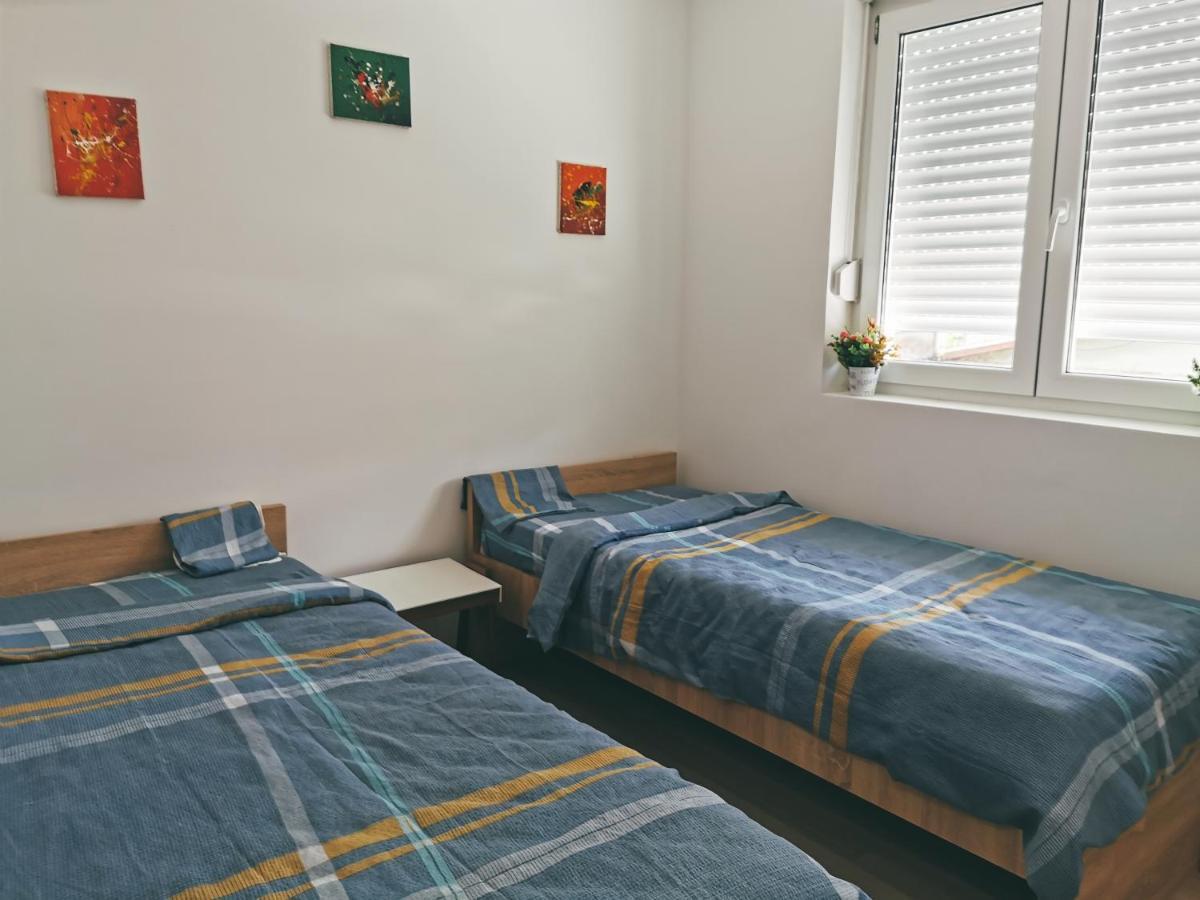 Cozy Corner Apartments - Free Parking & Wi-Fi Ćuprija Exteriér fotografie