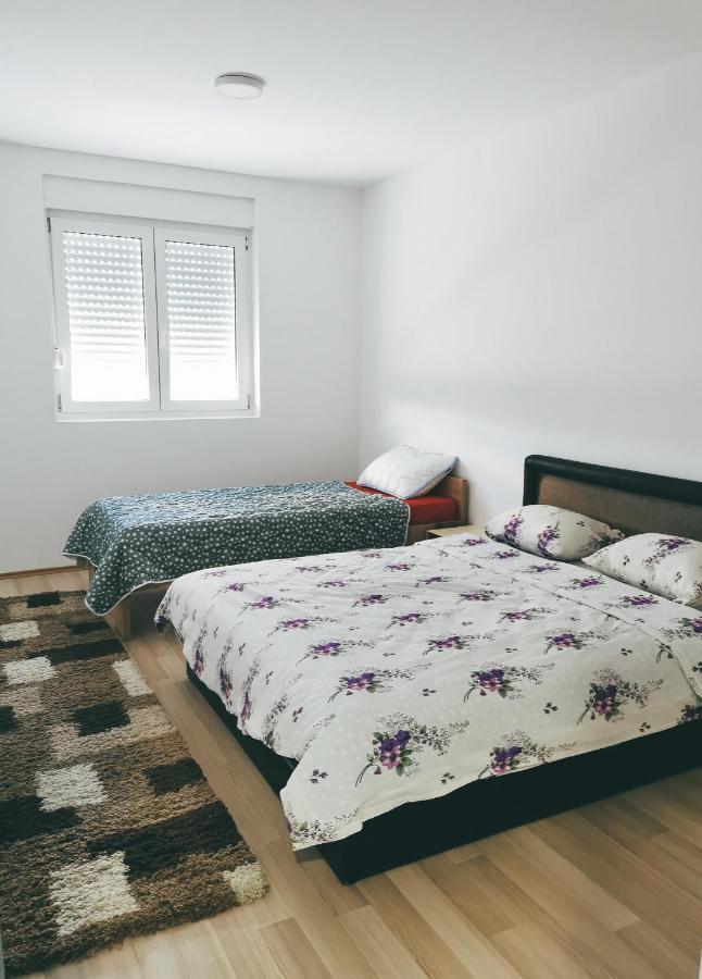 Cozy Corner Apartments - Free Parking & Wi-Fi Ćuprija Exteriér fotografie