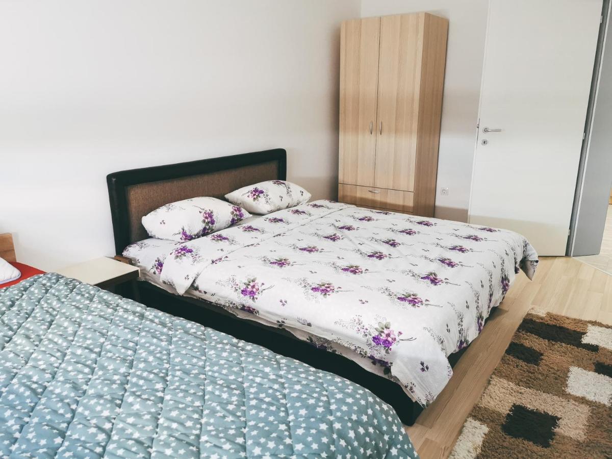 Cozy Corner Apartments - Free Parking & Wi-Fi Ćuprija Exteriér fotografie